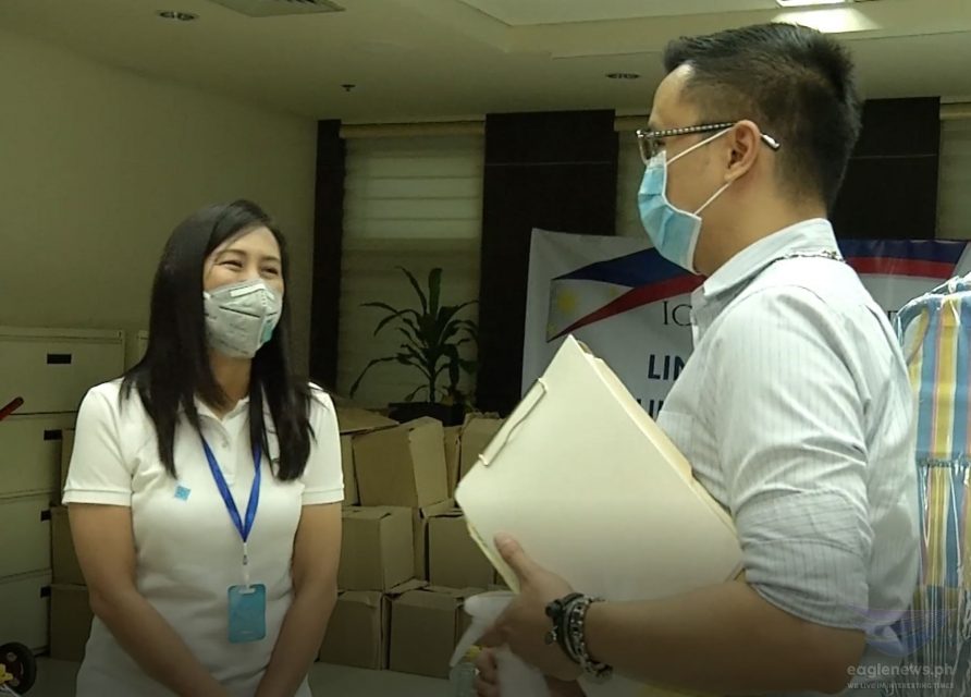 INC-donation-to-QC-10-892x640 INC-donation-to-QC-10-892x640